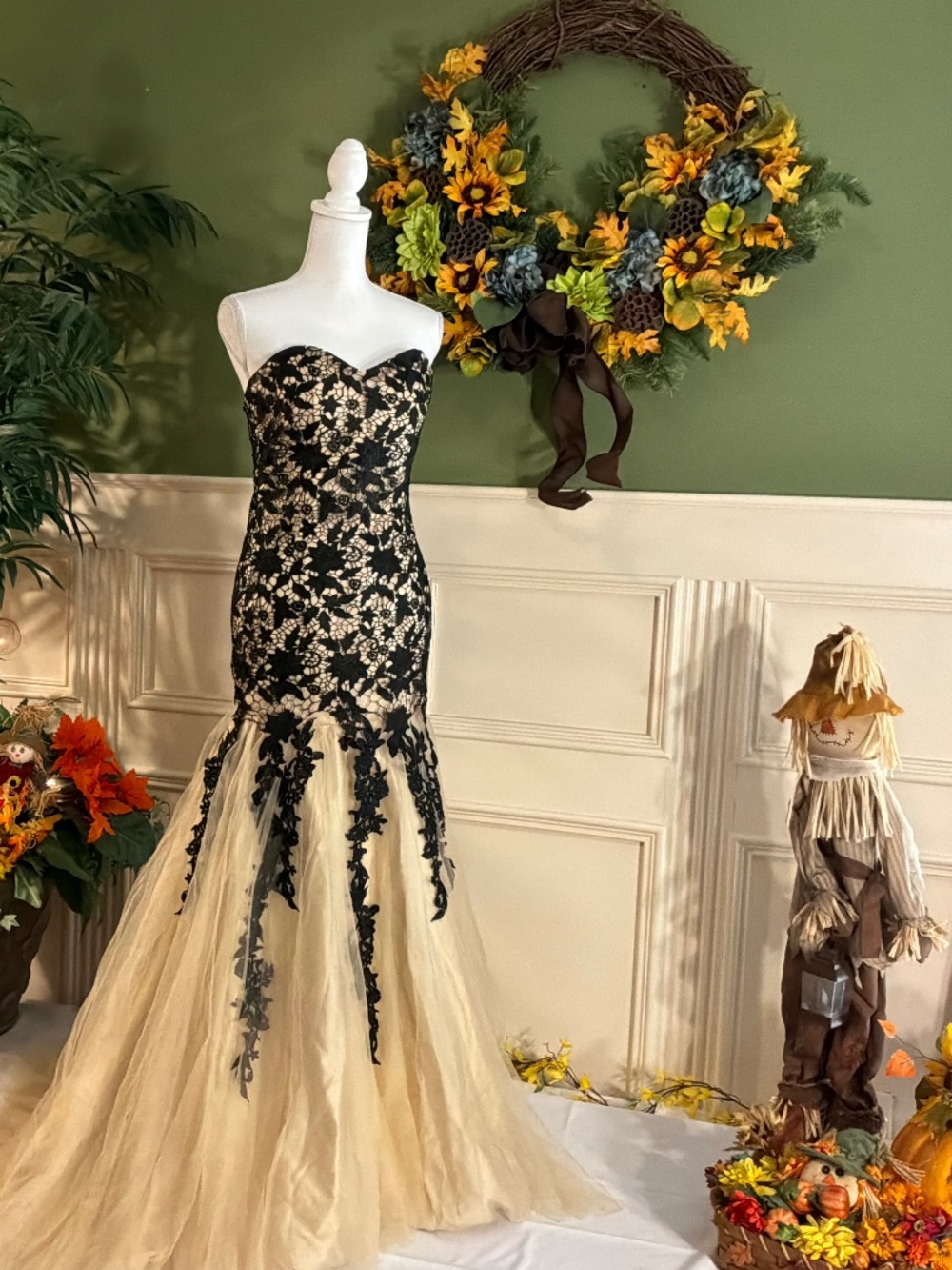 Formal evening prom ball gown